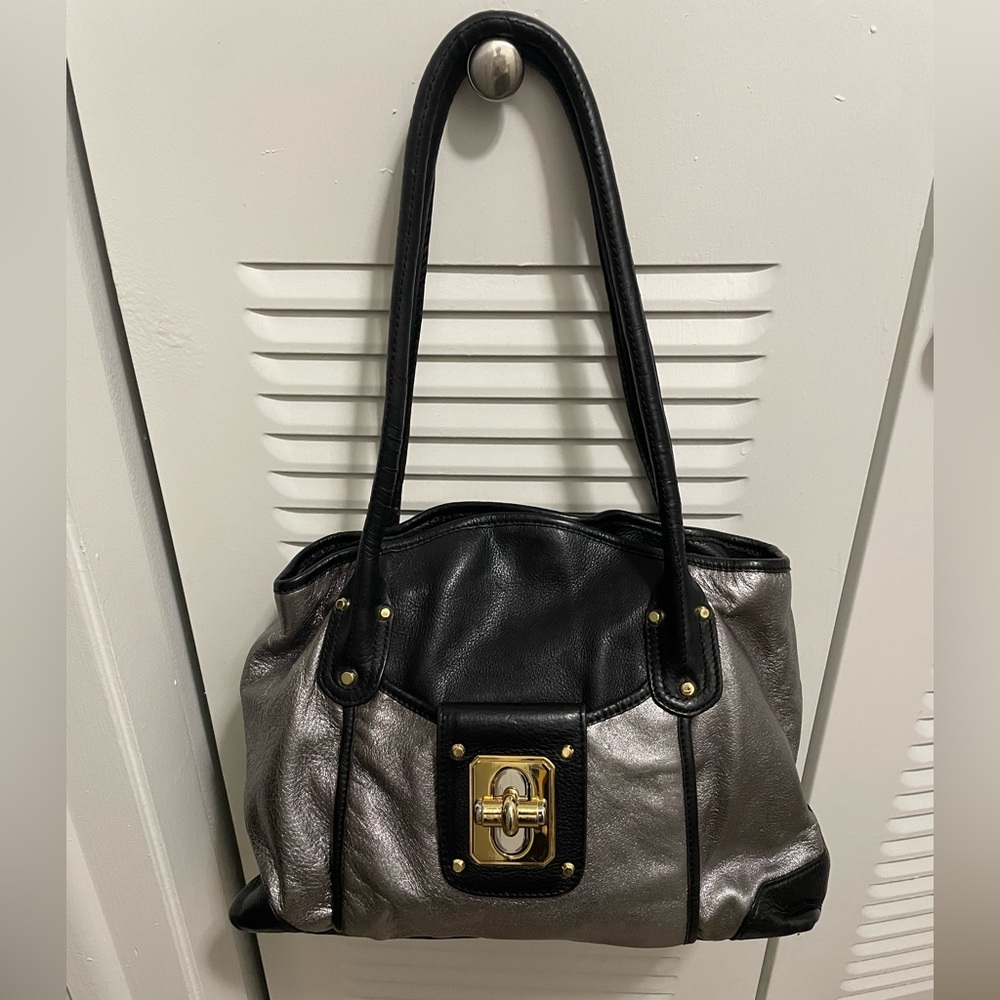 B MAKOWSKY Leather Purse/Handbag